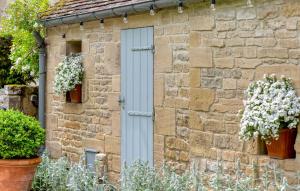 Maisons de vacances Stunning Home In Fontaine-Henry : photos des chambres