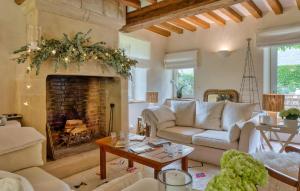 Maisons de vacances Stunning Home In Fontaine-Henry : photos des chambres