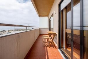 Beach Front Apartment Av dos Banhos