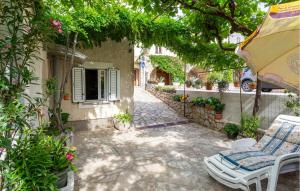 Beautiful Apartment In Punat With Wifi