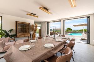 Maisons de vacances La Villa Ghijuvani - Piscine Privee avec Vue Mer : photos des chambres