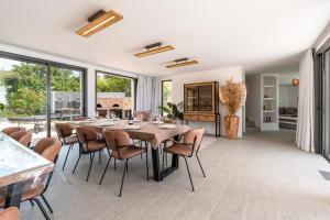 Maisons de vacances La Villa Ghijuvani - Piscine Privee avec Vue Mer : photos des chambres