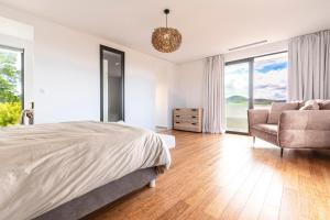 Maisons de vacances La Villa Ghijuvani - Piscine Privee avec Vue Mer : photos des chambres