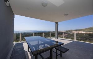 Awesome Home In Prgomet With Wifi