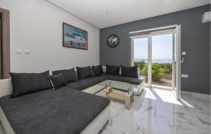 Awesome Home In Prgomet With Wifi