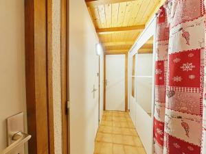 Appartements Studio/Cabine/Mezz 5 pers avec navette, a 600m du centre - Le Grand-Bornand - FR-1-241-165 : photos des chambres