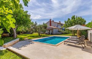 2 Bedroom Amazing Home In Medulin