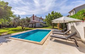 2 Bedroom Amazing Home In Medulin