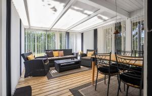 Awesome Home In Tarm With Wifi