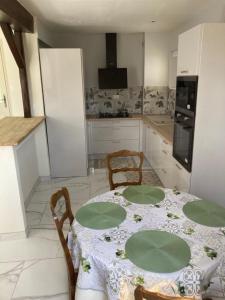 Maisons de vacances Charming quiet house : photos des chambres