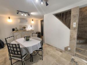 Maisons de vacances Maison Etona : photos des chambres