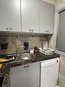 Appartements New Cozy Apartment in Paris center metro 7 & 14 : photos des chambres