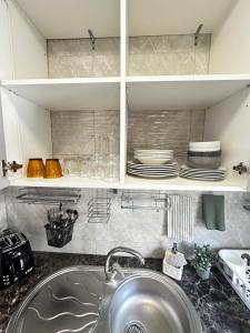 Appartements New Cozy Apartment in Paris center metro 7 & 14 : photos des chambres