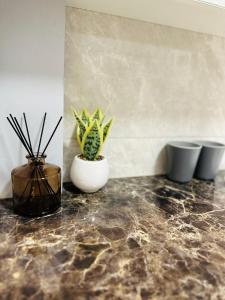 Appartements New Cozy Apartment in Paris center metro 7 & 14 : photos des chambres