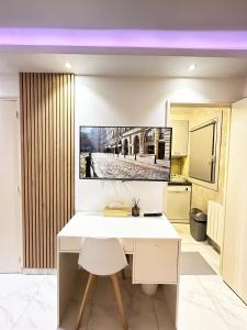 Appartements New Cozy Apartment in Paris center metro 7 & 14 : photos des chambres