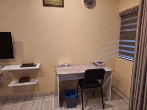 Bustani 1 Self Catering Studio Minimum 2 Nights