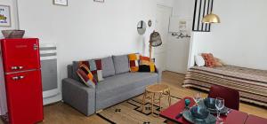 Appartements Evasion ensoleillee a St Jean de Luz Studio coquet avec balcon : photos des chambres