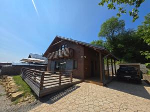 Chalet Fiona with jacuzzi