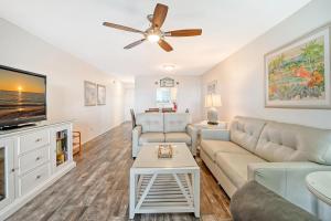 Crescent Royale Condominiums 307