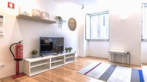 Wood and Marble 1BDR Apartment by LovelyStay