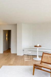 Premium Holidays - Ter Schorre design flat with seaview