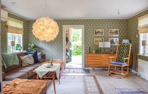 Beautiful Home In Fjälkinge