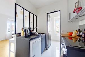 Cosy 2 Person Studio - Near Eiffel Tower