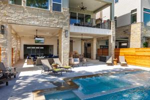 The 563 Villa with Concierge Services