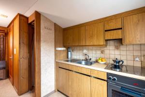 Chalet In The Countryside Kitchen Parking Lot