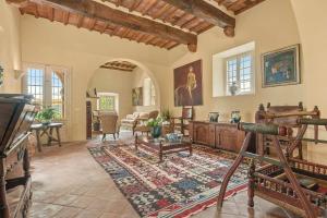 Centolivi 12 by Salogi Villas