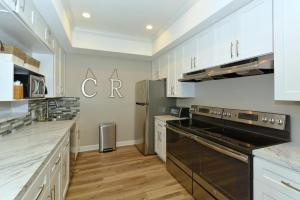 Crescent Royale Condominiums 304