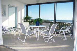 Crescent Royale Condominiums 407