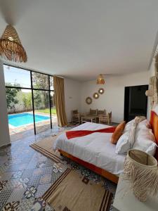 Villa familiale, piscine privée sans vis-à-vis