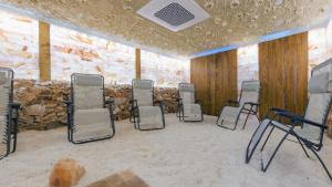 Sand Dunes, Sun & Snow