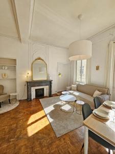 Le Faramineux, Élegant 2 chambres - 3-star hotels in Avignon