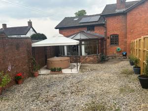 The Hurst Coach House - 4hvězdičkové hotely ve městě Stafford