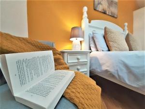 1 Bed in St Hilary 86149