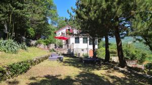 Amazing Sea-Mountain Valley View House with 3 Terraces and Huge Chill Gardens, 5min from the Sea!