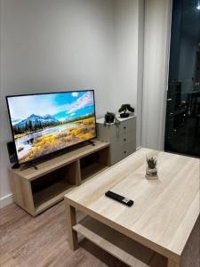 1BD City-Centre Magical Views