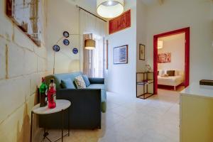 Traditional Maltese Townhouse with Roof Terrace