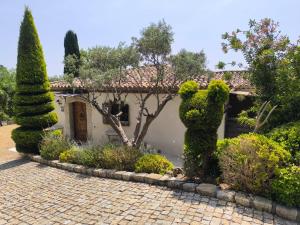 Villas Sublime villa climatisee avec piscine vue mer et collines : photos des chambres