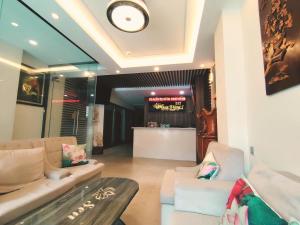 Sen Vàng Luxury Hotel
