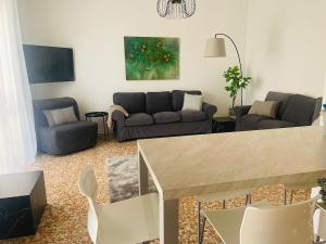 Baveno Lakeview Escape