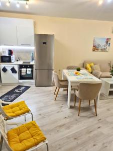 Sunrise Luxury Sauth Bay