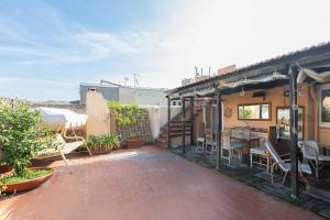 Borgo Vittorio Terrace by Rental in Rome
