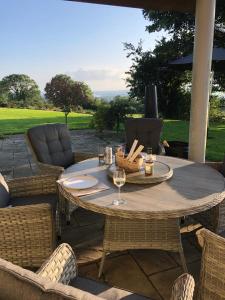 Ballycorrigan Lodge Luxury house for up to 12 guests