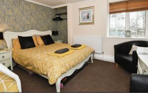 5 Bed House in Boston Lincolnshire- Sleeps 13