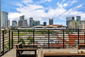 Beverly Nash in Music City Walk to Broadway