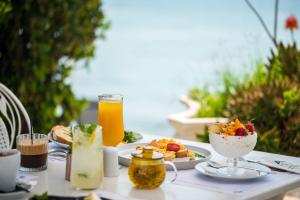 ALS Holiday Houses by Konnect, 900m from Ipsos Beach