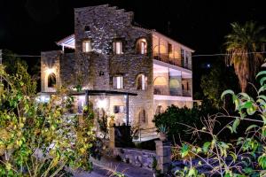 Olympia Zervea Studios with Pool #2 Double